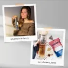 2 influencers som visar upp sin termosflaska från WeightWorld